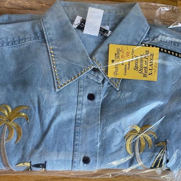 NWT Pretty Things Embellished Denim Button Down Shirt - Picture 9 of 9